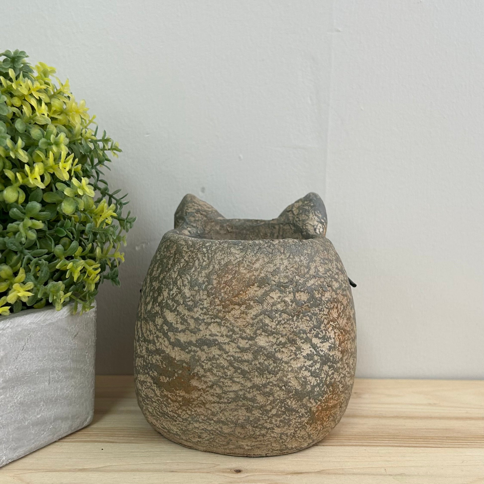 Garden Friends Planter