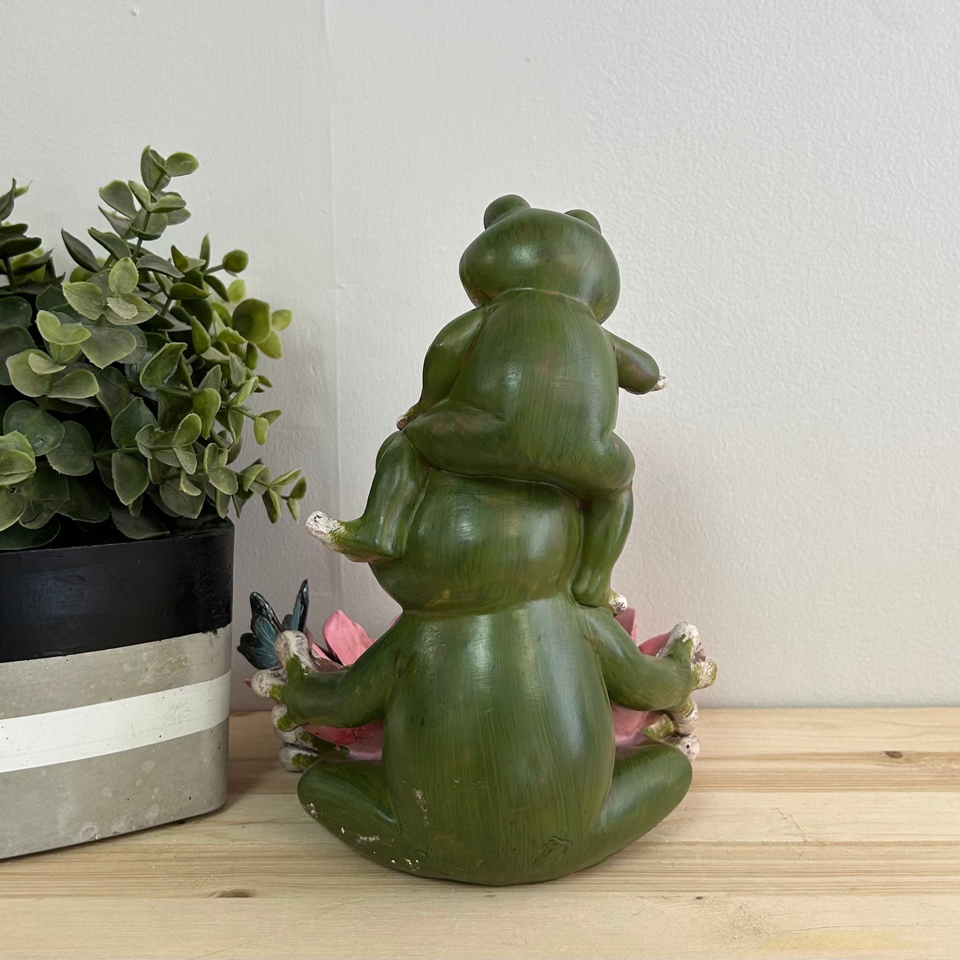 Frog Bird Feeder