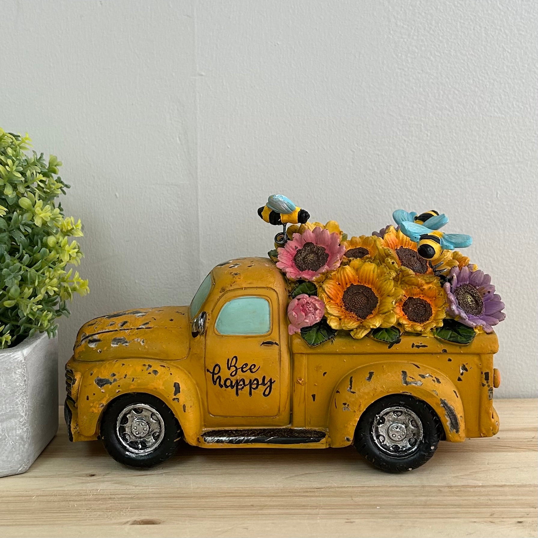 Bee Happy Vintage Truck