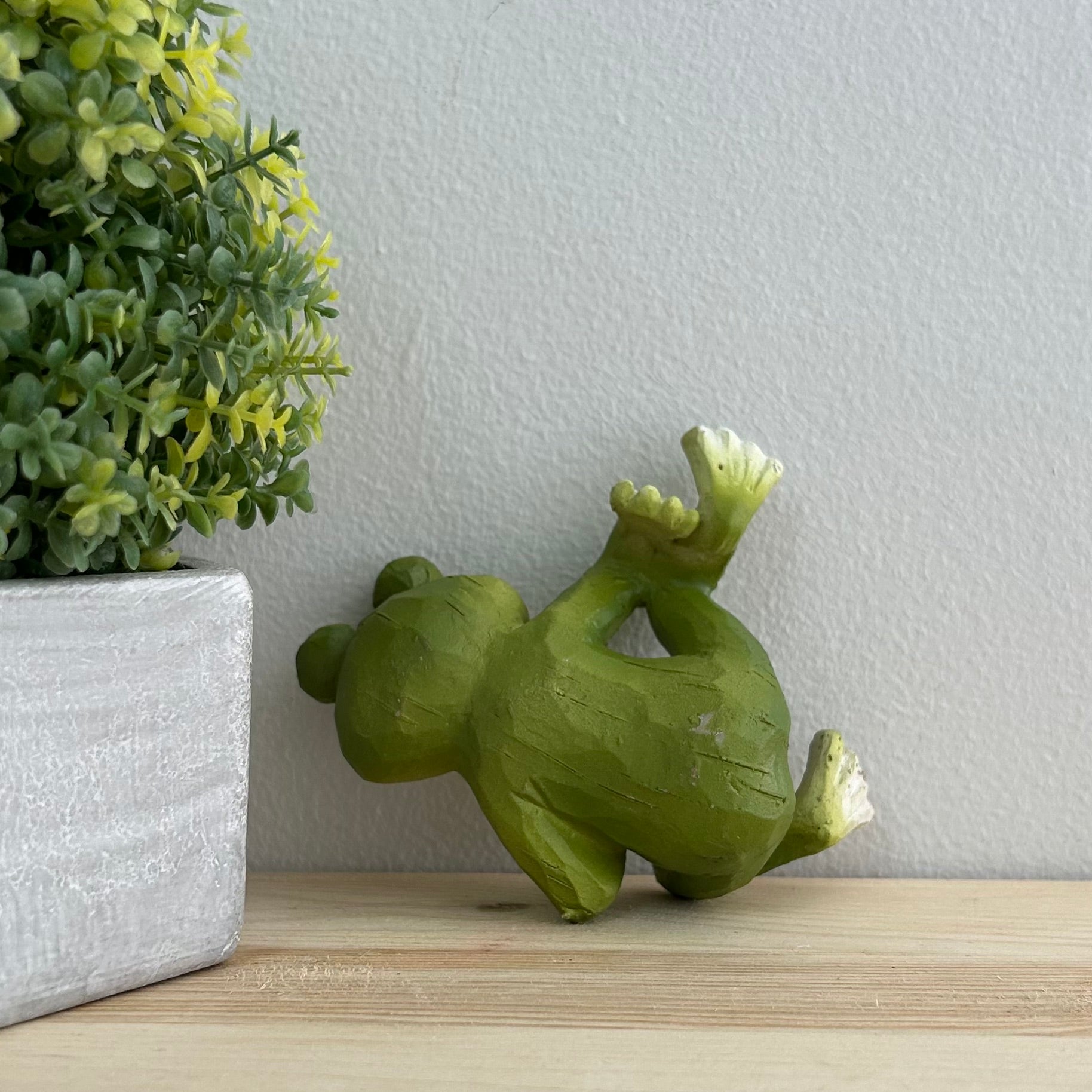 Frog Pot Clinger