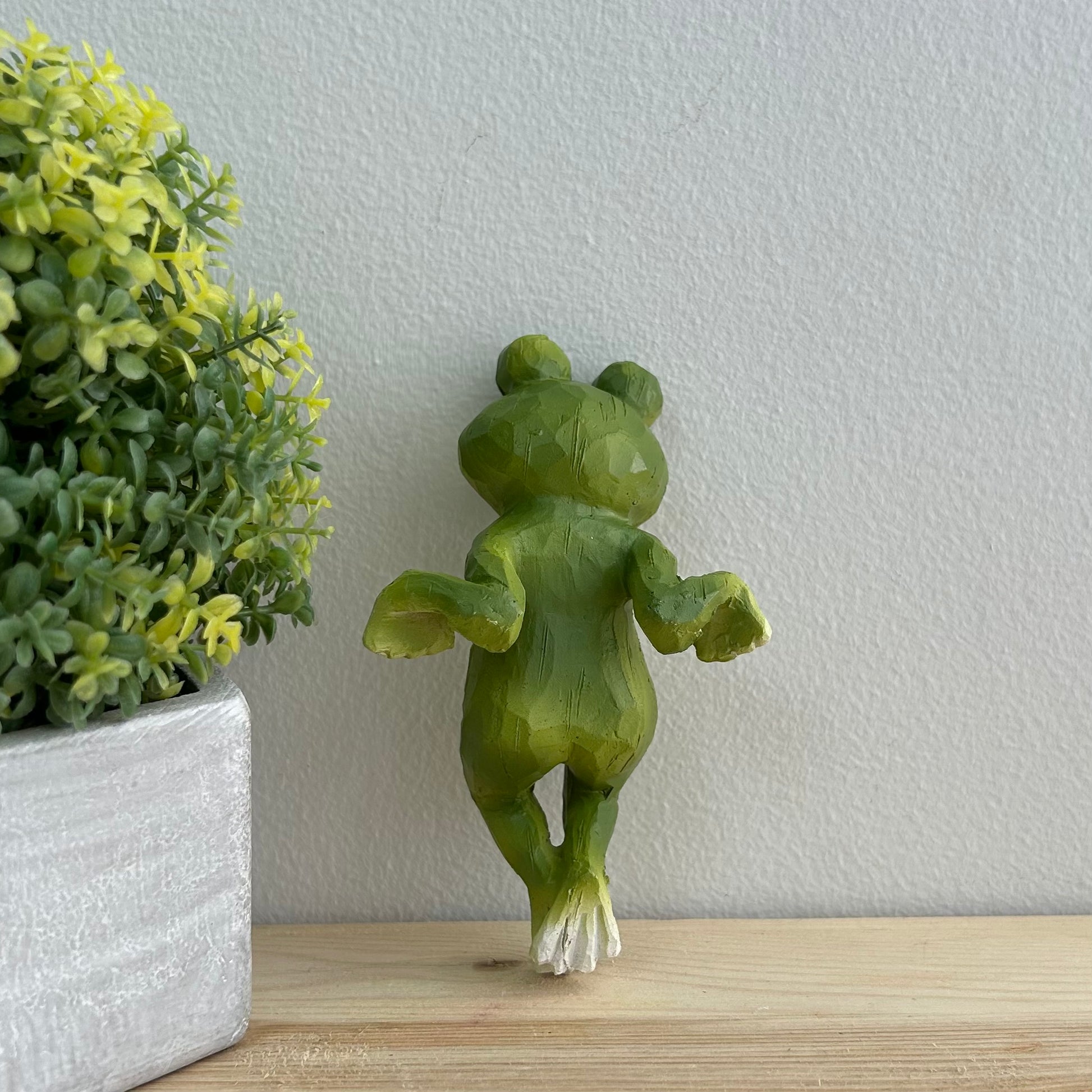 Frog Pot Clinger