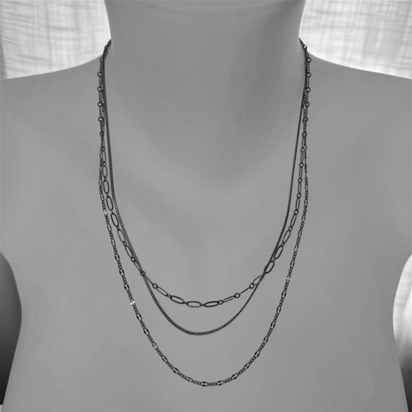 Nanaimo" Triple Layer Textured Chain Necklace - Silver