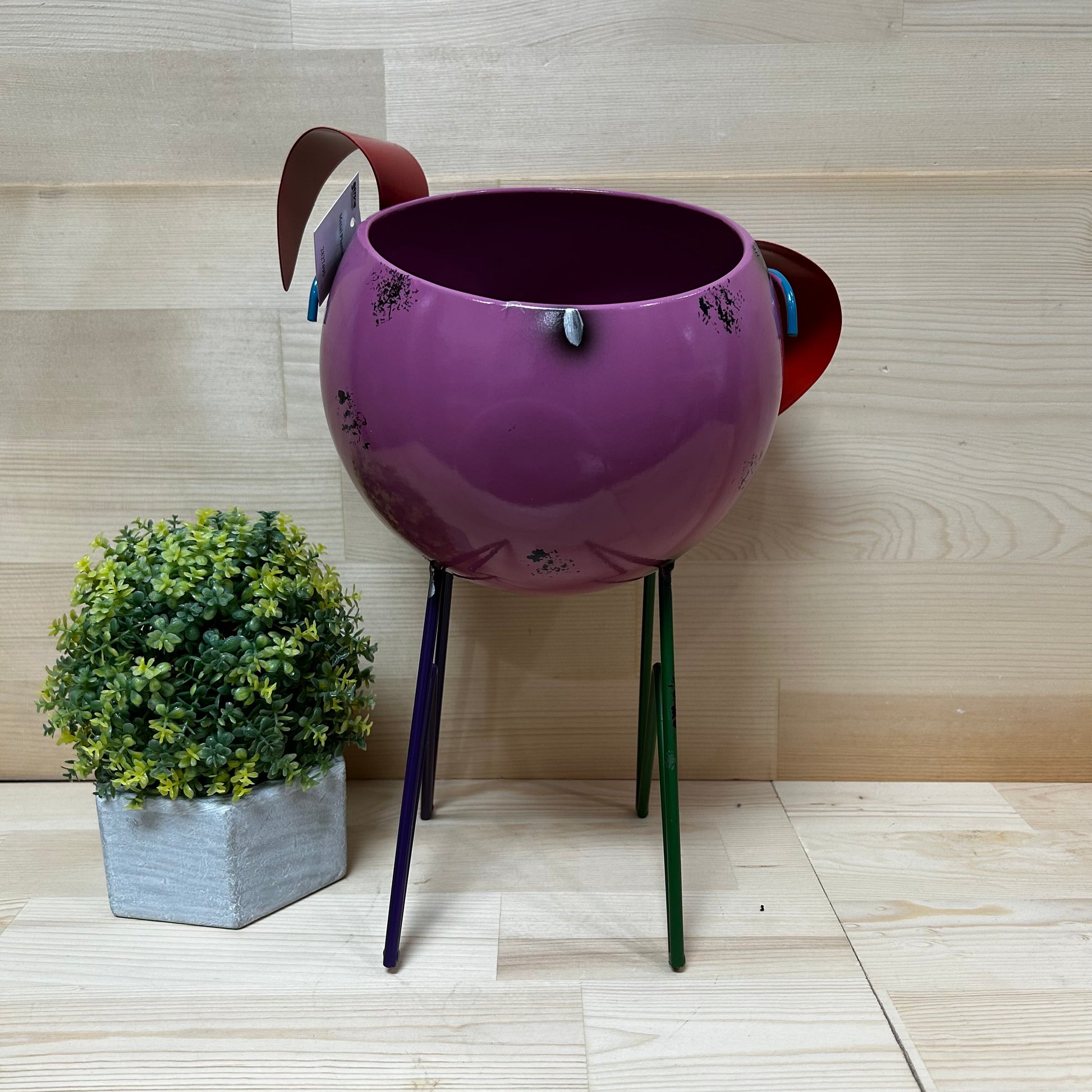 Metal Farm Friends Planter