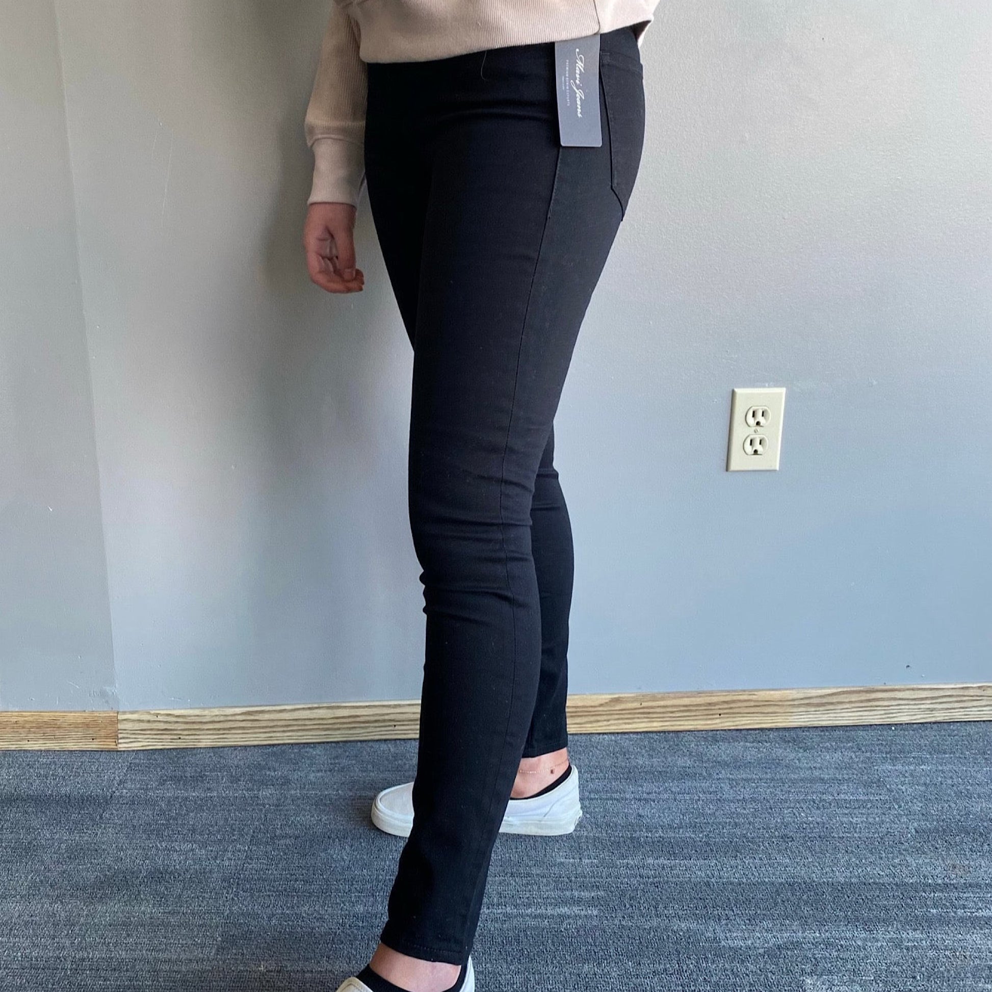 Tess Tribeca