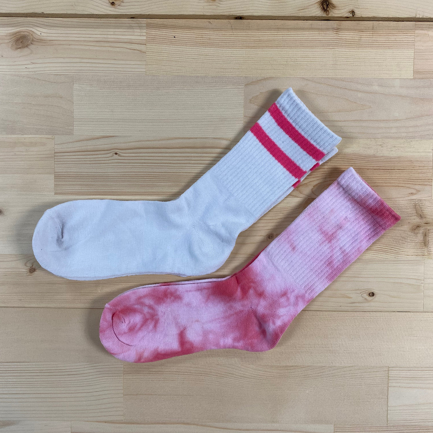 2 Pair Ladies Socks